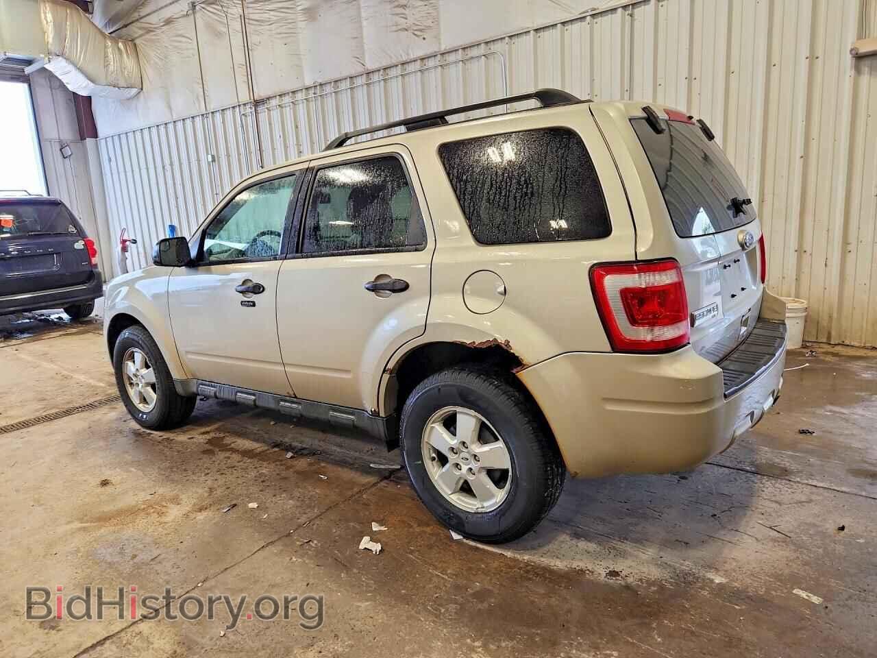 2010 FORD ESCAPE - VIN: 1FMCU9D76AKA86347 - Фото 2