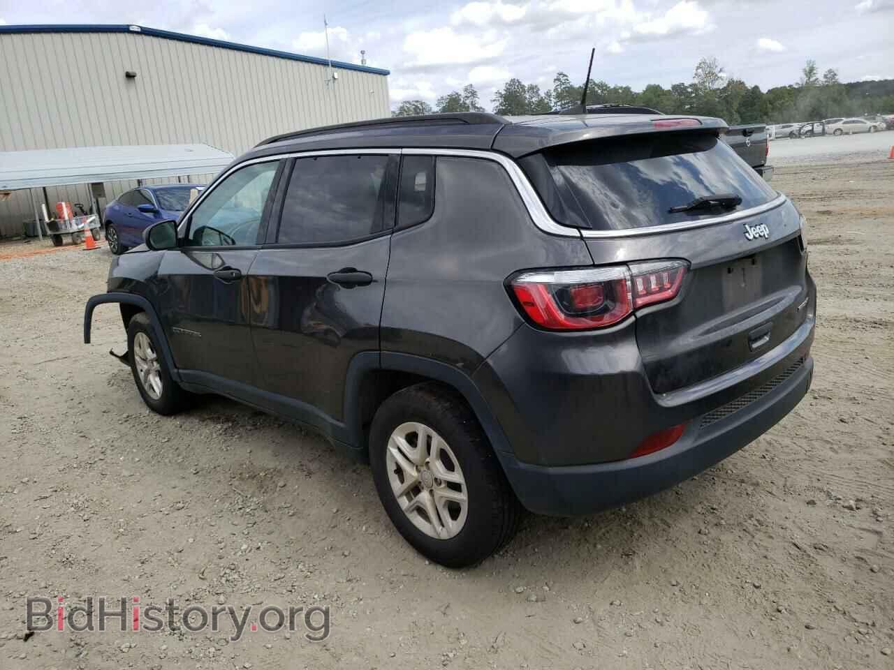 2019 JEEP COMPASS - VIN: 3C4NJCAB7KT614084 - Photo 2