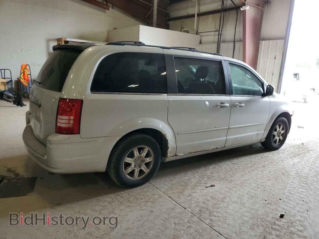 2008 CHRYSLER MINIVAN - VIN: 2A8HR54P48R142567 - Фото 3