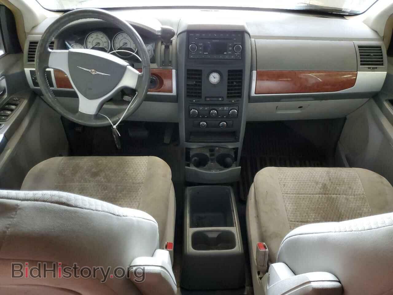 2008 CHRYSLER MINIVAN - VIN: 2A8HR54P48R142567 - Фото 8