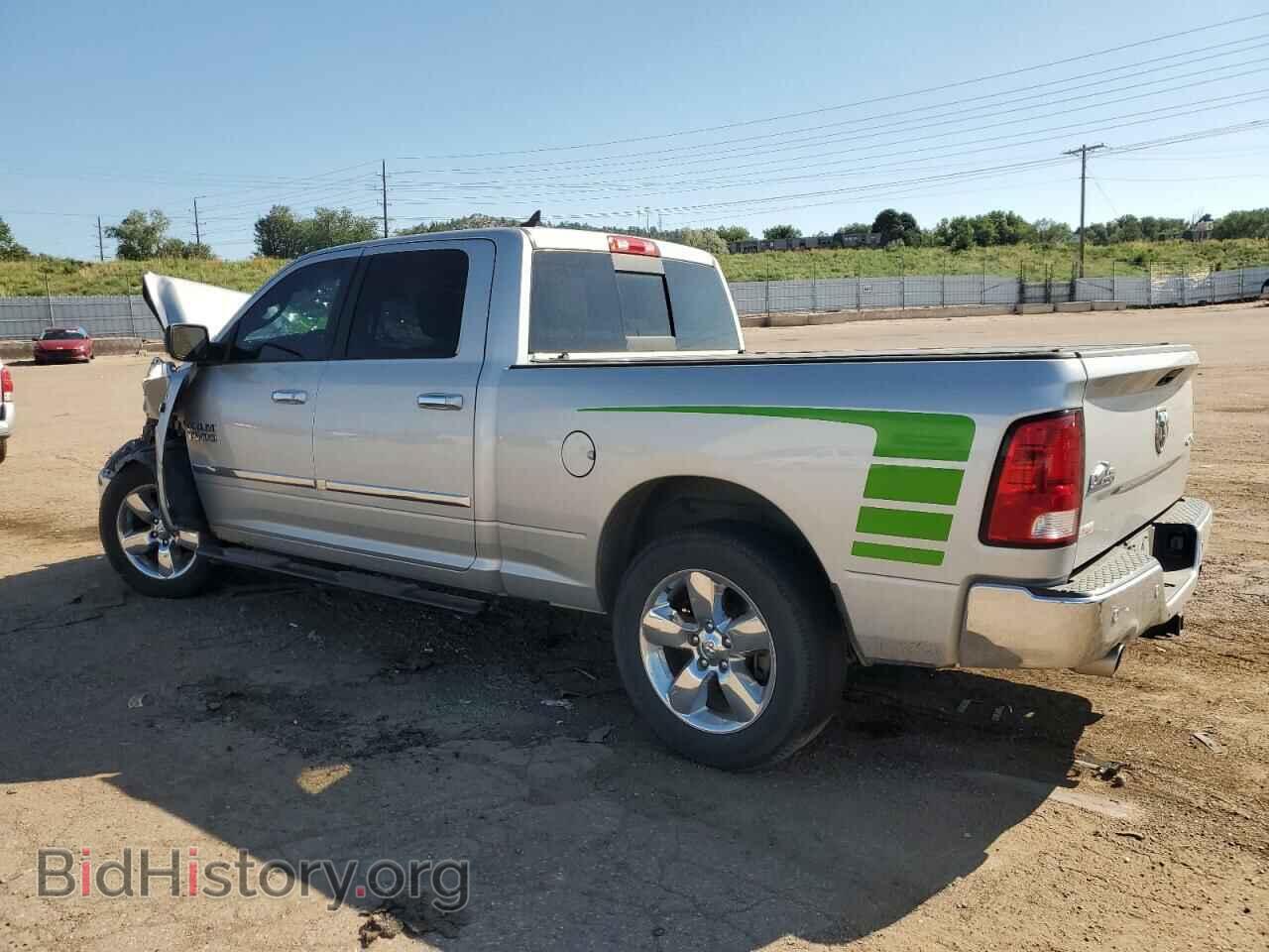 2018 RAM 1500 - VIN: 1C6RR7TT5JS241724 - Фото 2