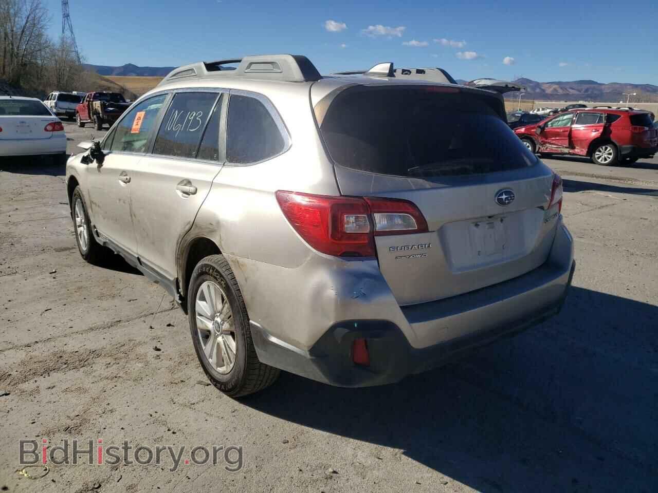 2018 SUBARU OUTBACK - VIN: 4S4BSAFC5J3279595 - Фото 3