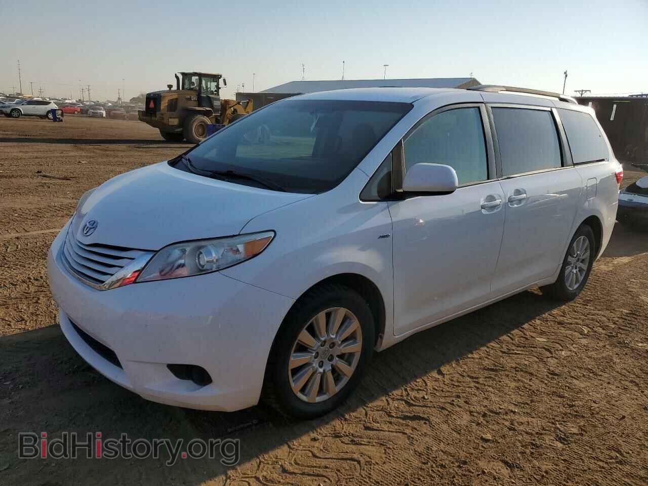 Photo 5TDJZ3DC2HS181952 - TOYOTA All Models 2017