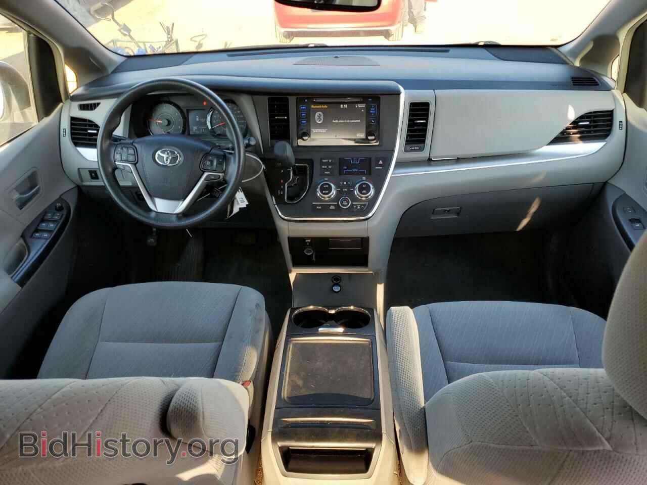 2017 TOYOTA All Models - VIN: 5TDJZ3DC2HS181952 - Фото 8