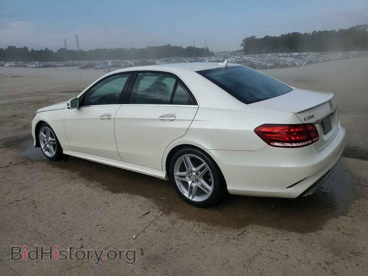 2014 MERCEDES-BENZ E-CLASS - VIN: WDDHF5KBXEA854577 - Фото 2