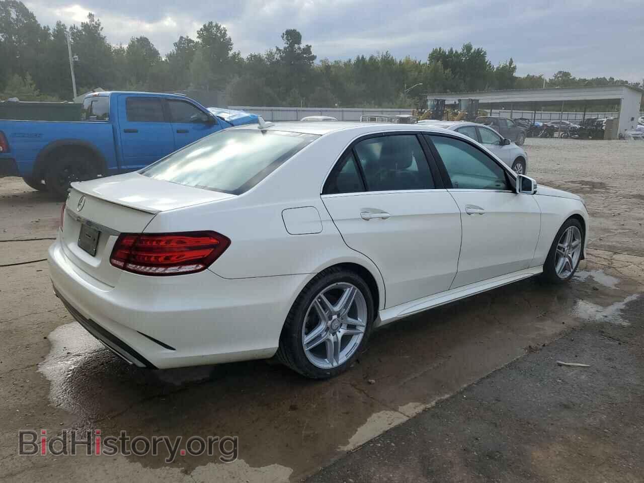 2014 MERCEDES-BENZ E-CLASS - VIN: WDDHF5KBXEA854577 - Фото 3
