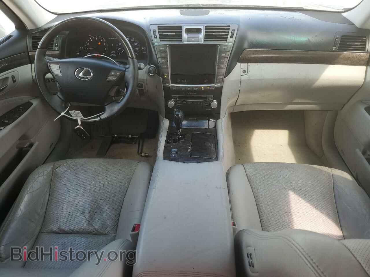 2012 LEXUS LS460 - VIN: JTHBL5EF4C5113241 - Photo 8