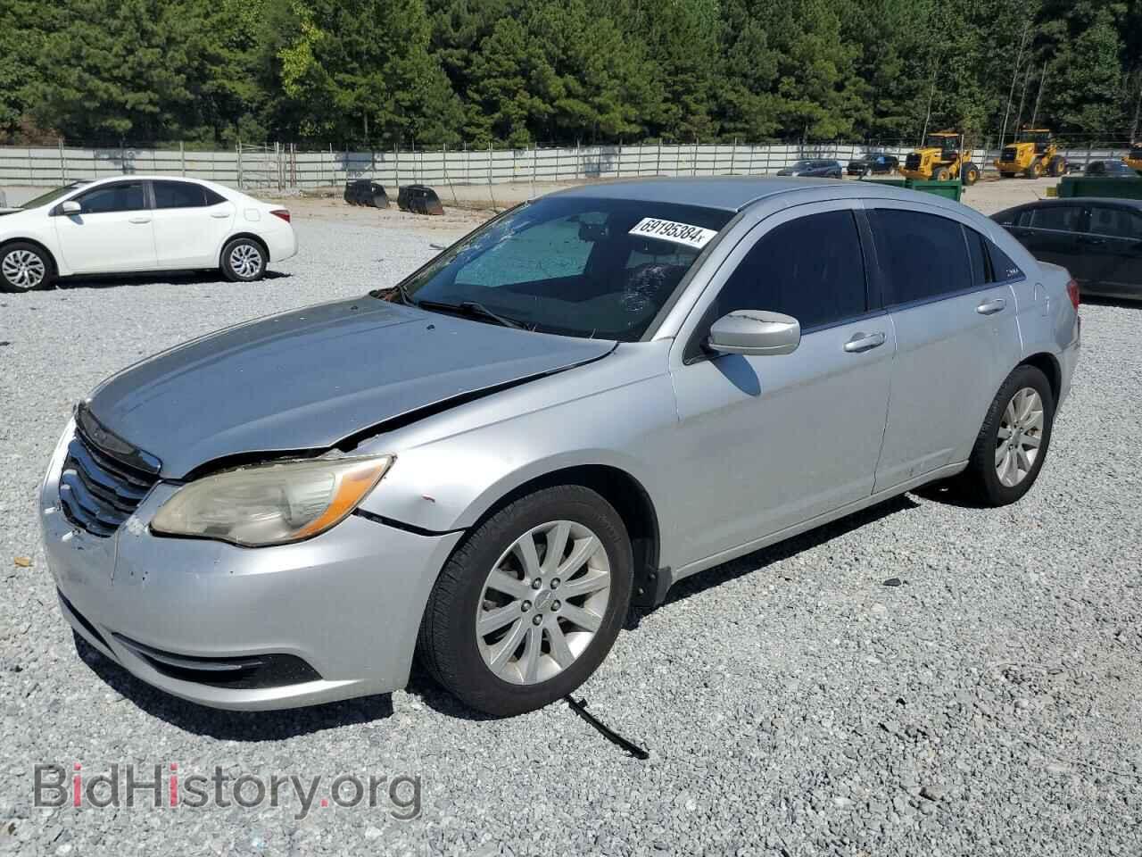 Photo 1C3BC1FB6BN532894 - CHRYSLER 200 2011