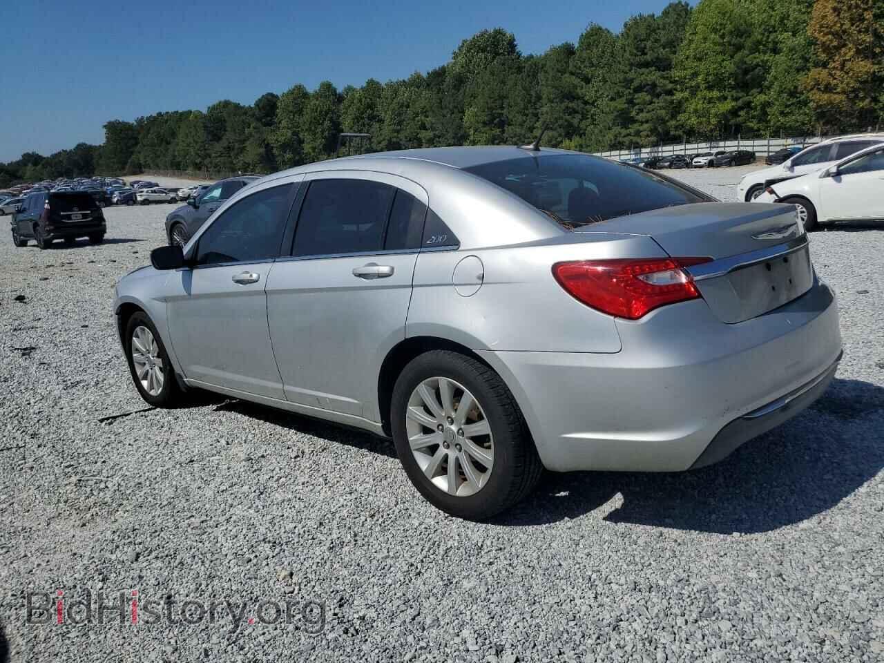 2011 CHRYSLER 200 - VIN: 1C3BC1FB6BN532894 - Photo 2