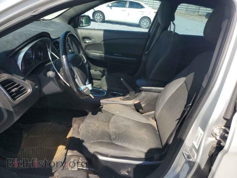 2011 Chrysler 200 (VIN 1C3BC1FB6BN532894) — фото 7 из 12