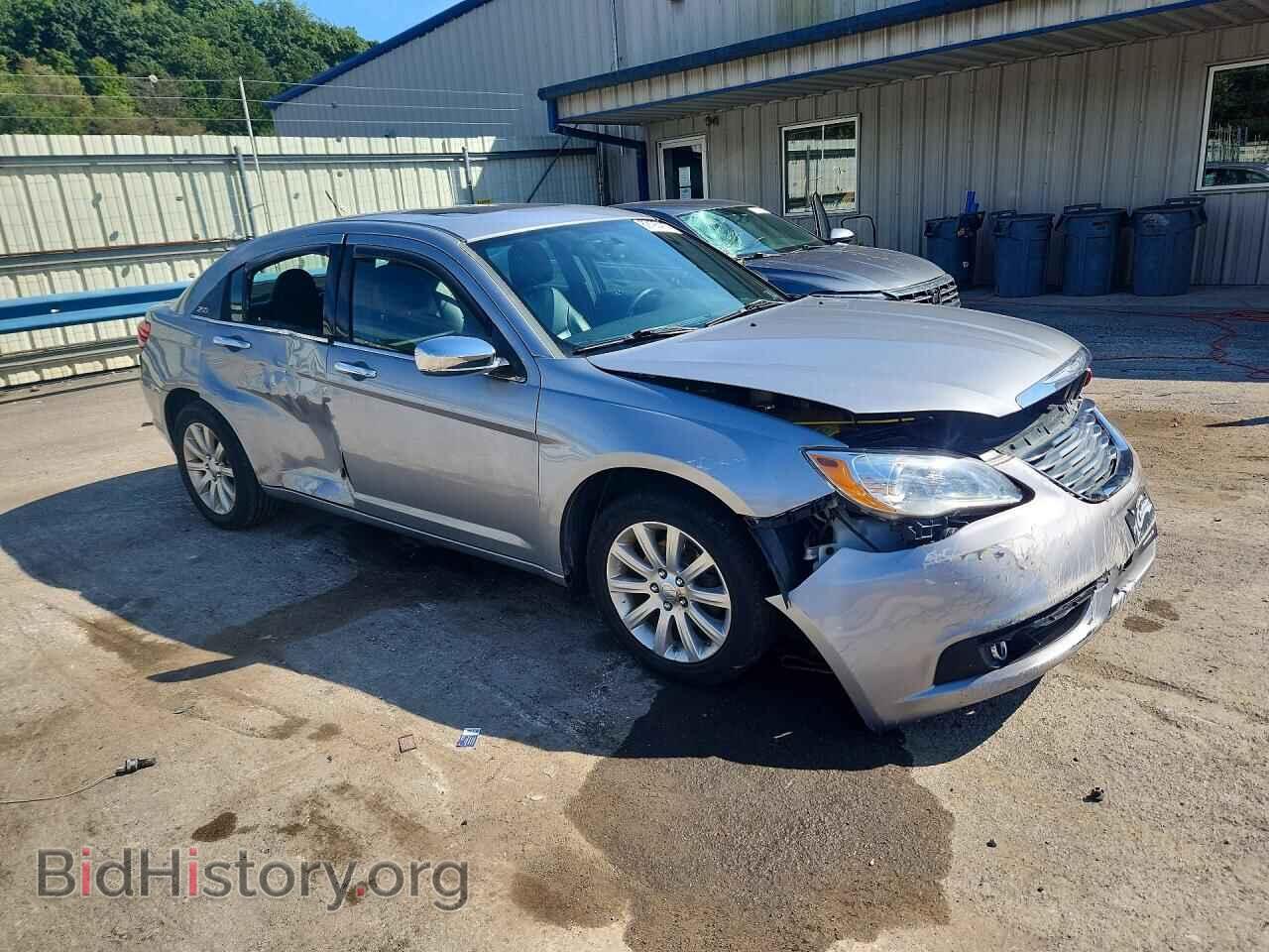 2013 CHRYSLER 200 - VIN: 1C3CCBCG2DN610004 - Фото 4