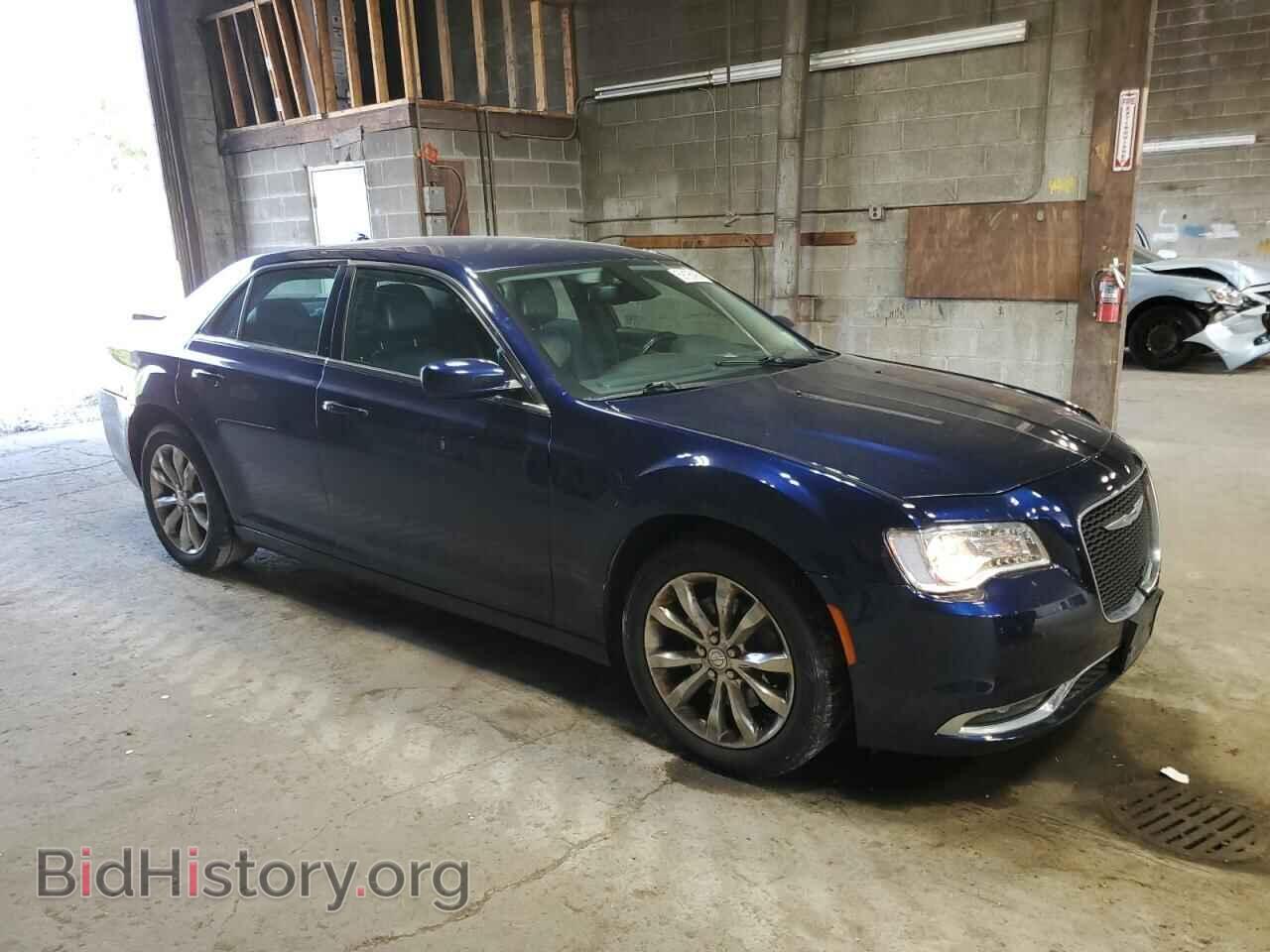 2016 CHRYSLER 300 - VIN: 2C3CCARG9GH128788 - Фото 4