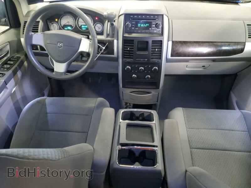 2010 Dodge CARAVAN (VIN 2D4RN5DX3AR145427) — photo 8 of 13