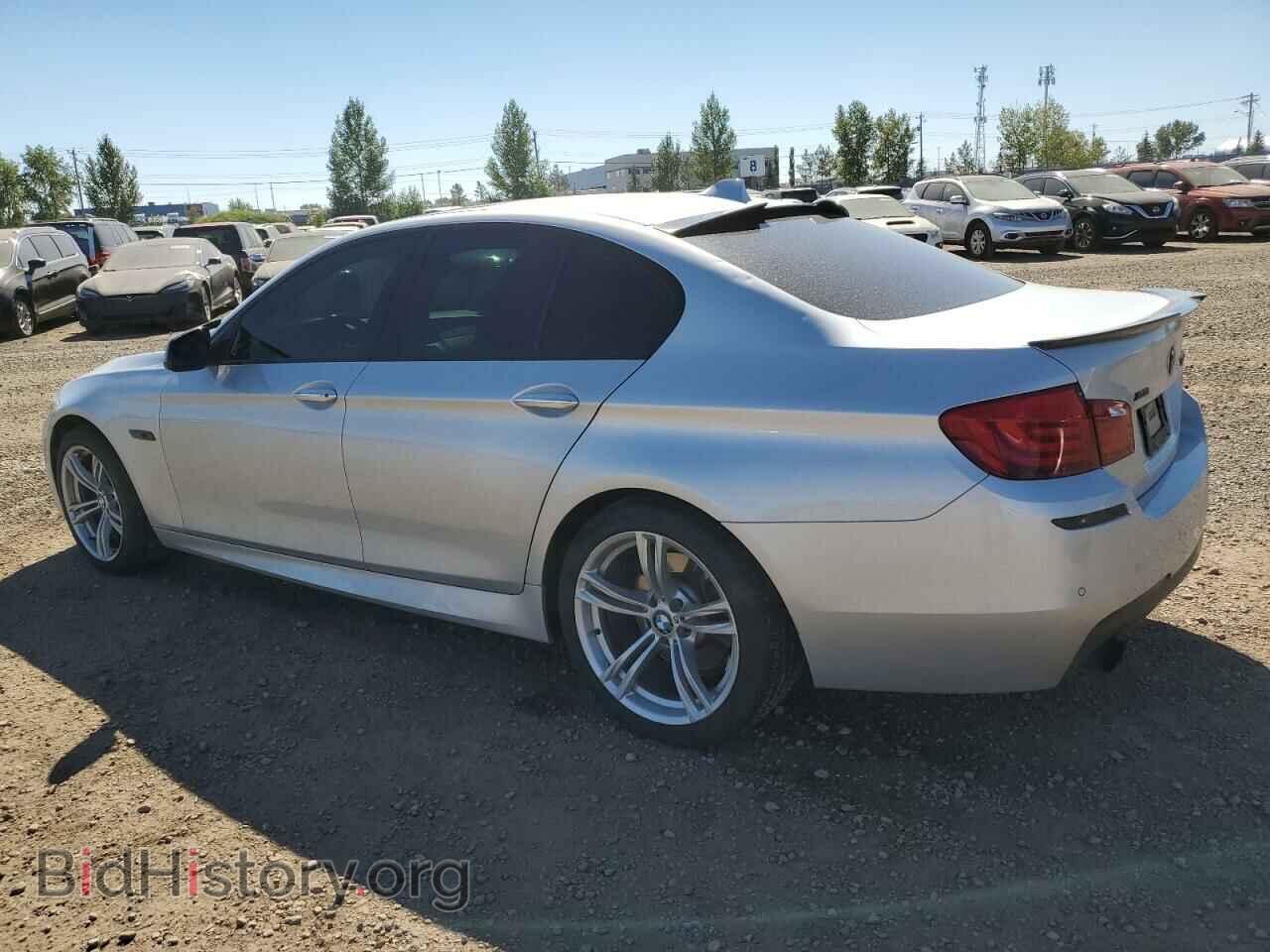 2011 BMW 5 SERIES - VIN: WBAFU7C51BC876329 - Фото 2