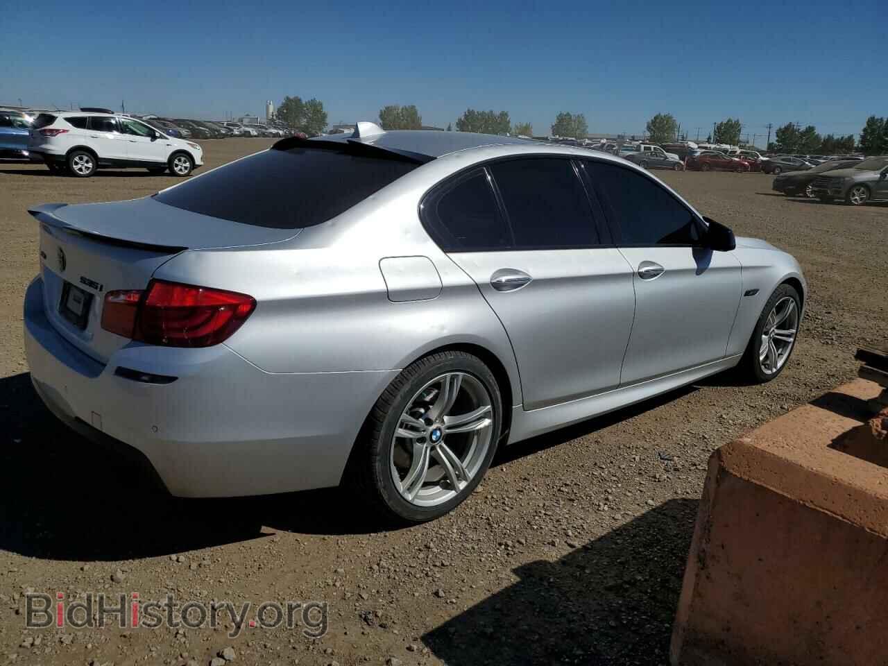 2011 BMW 5 SERIES - VIN: WBAFU7C51BC876329 - Фото 3