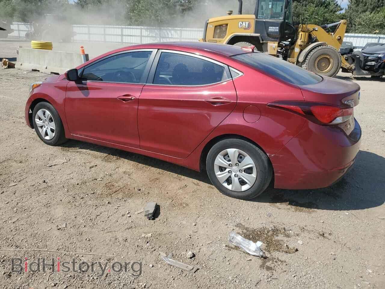 2016 HYUNDAI ELANTRA - VIN: 5NPDH4AE4GH691817 - Фото 2