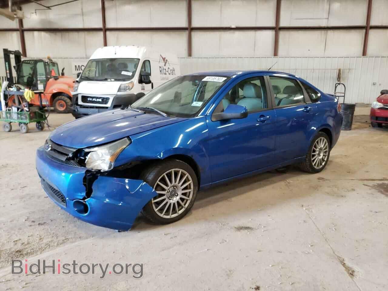 Photo 1FAHP3GNXBW134666 - FORD FOCUS 2011