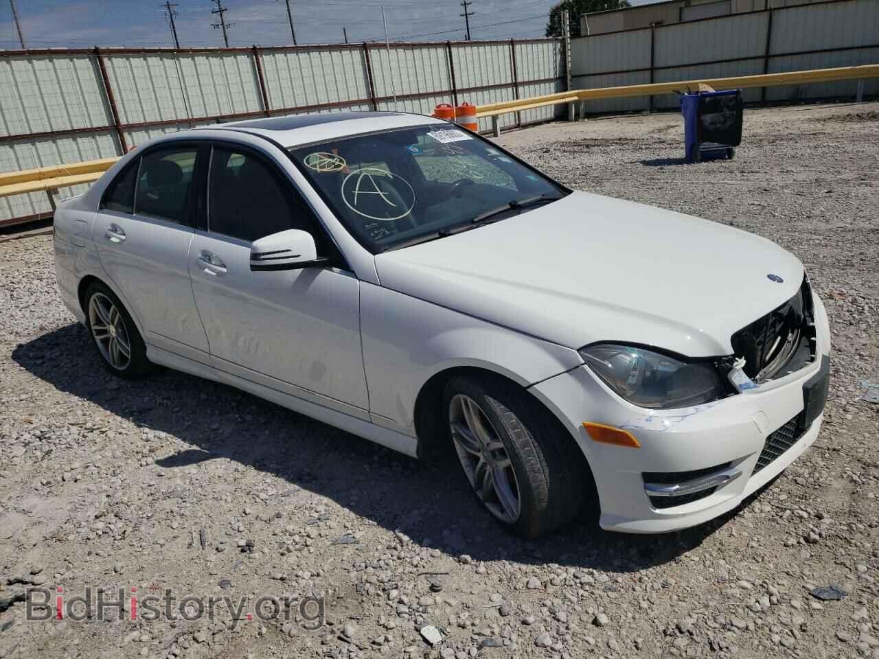 2013 MERCEDES-BENZ C-CLASS - VIN: WDDGF4HB7DA769272 - Фото 4