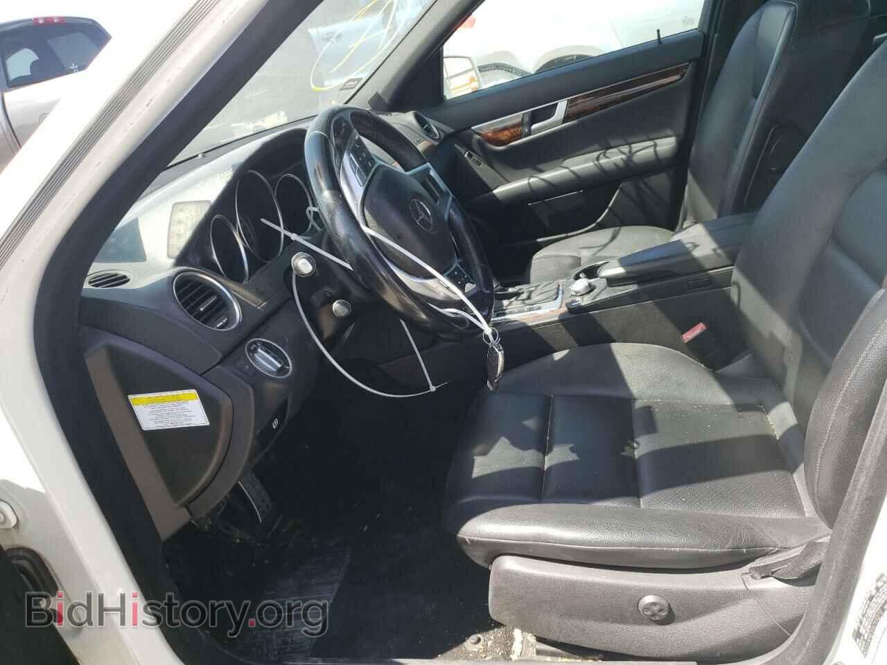 2013 MERCEDES-BENZ C-CLASS - VIN: WDDGF4HB7DA769272 - Фото 7