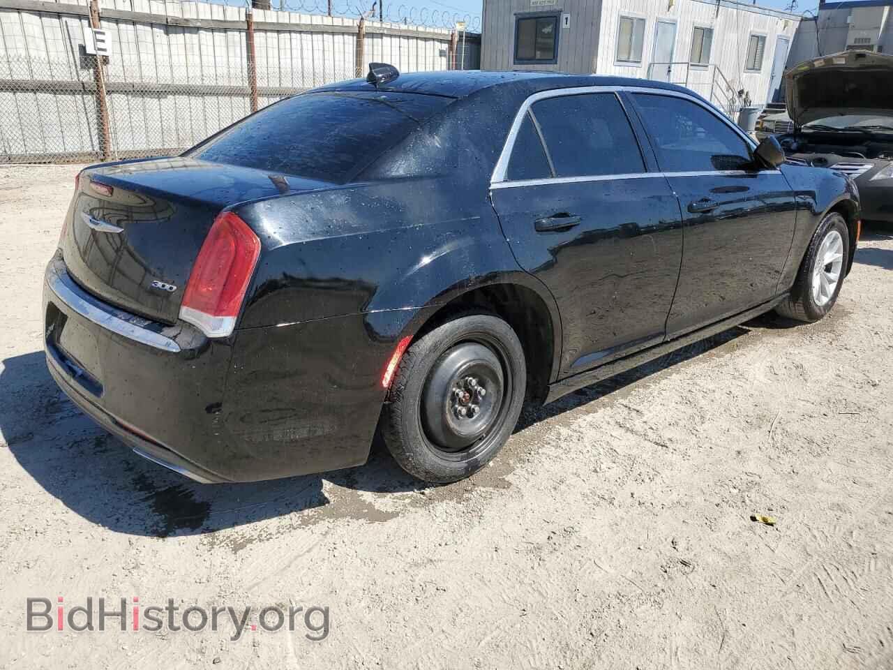 2015 CHRYSLER 300 - VIN: 2C3CCAAG6FH893970 - Фото 3
