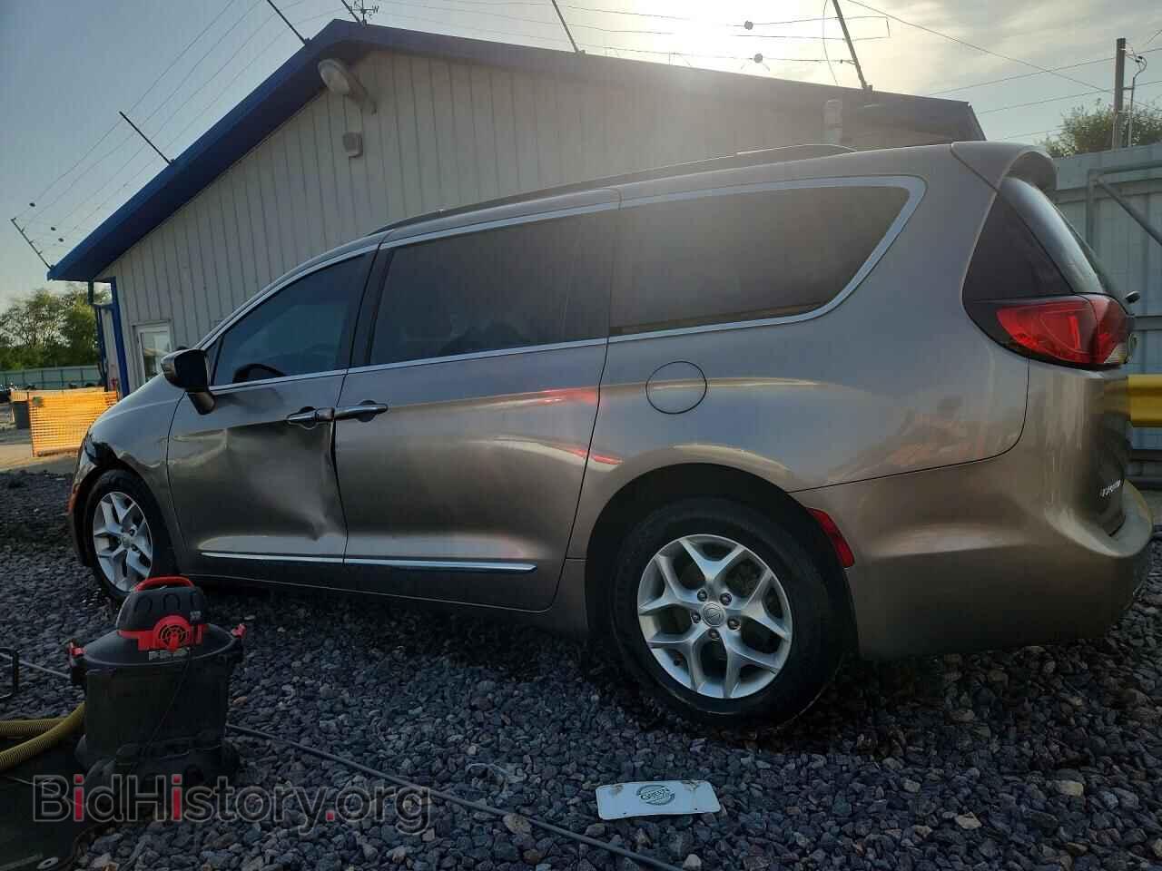 2017 CHRYSLER PACIFICA - VIN: 2C4RC1BG6HR777234 - Фото 2