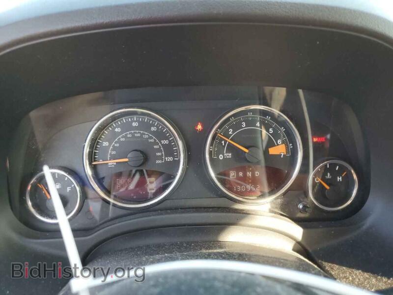 2014 Jeep COMPASS (VIN 1C4NJDCB2ED653209) — photo 9 of 14