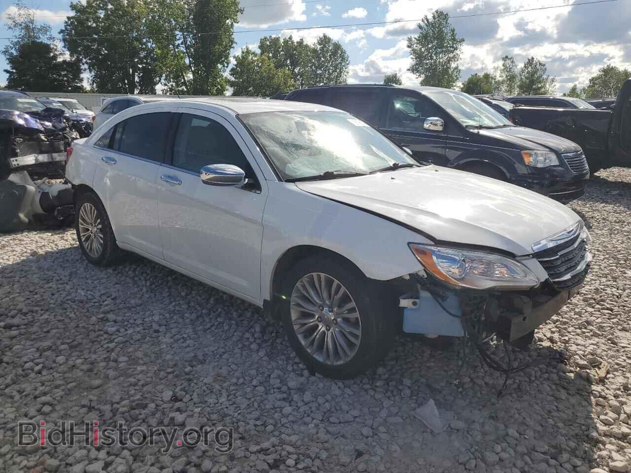 2012 CHRYSLER 200 - VIN: 1C3CCBCG3CN109170 - Фото 4
