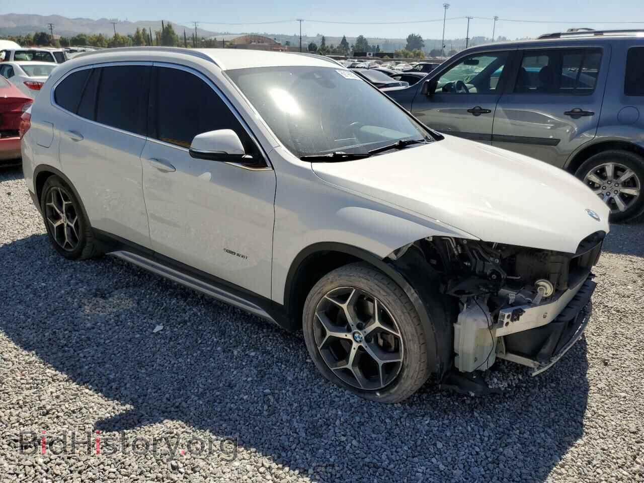 2016 BMW X1 - VIN: WBXHT3C3XGP884048 - Фото 4