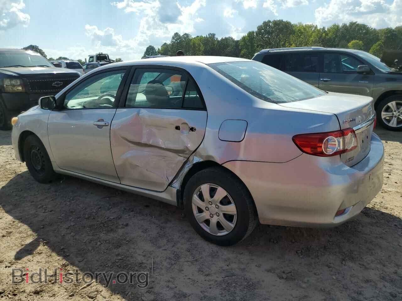 2011 TOYOTA COROLLA - VIN: 2T1BU4EE2BC543447 - Фото 2