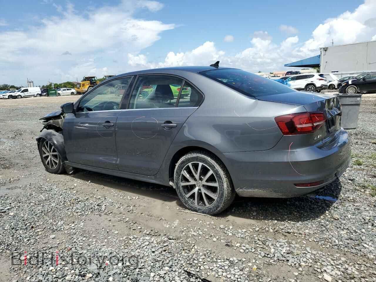 2017 VOLKSWAGEN JETTA - VIN: 3VWDB7AJ9HM357596 - Фото 2