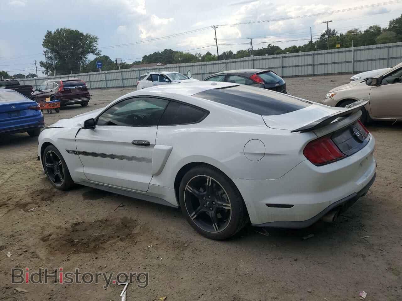 2019 FORD MUSTANG - VIN: 1FA6P8CF2K5141801 - Фото 2