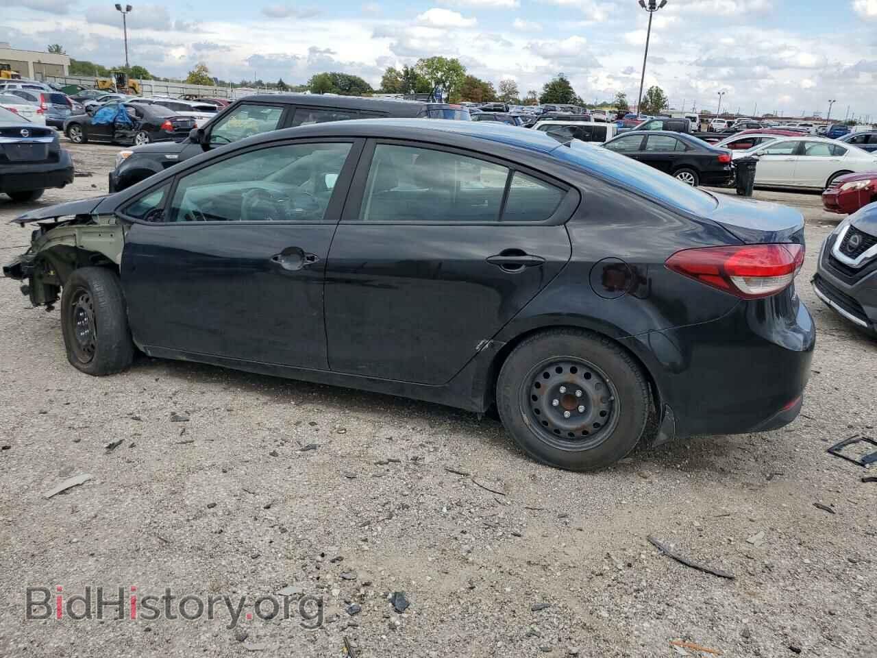 2017 KIA FORTE - VIN: 3KPFK4A7XHE063195 - Фото 2