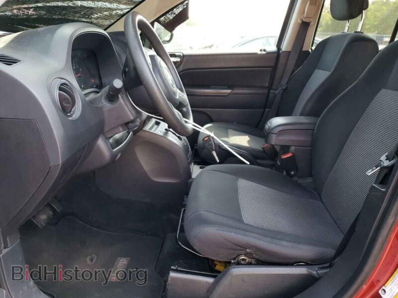 2012 Jeep COMPASS (VIN 1C4NJDBB4CD537959) — фото 7 из 13