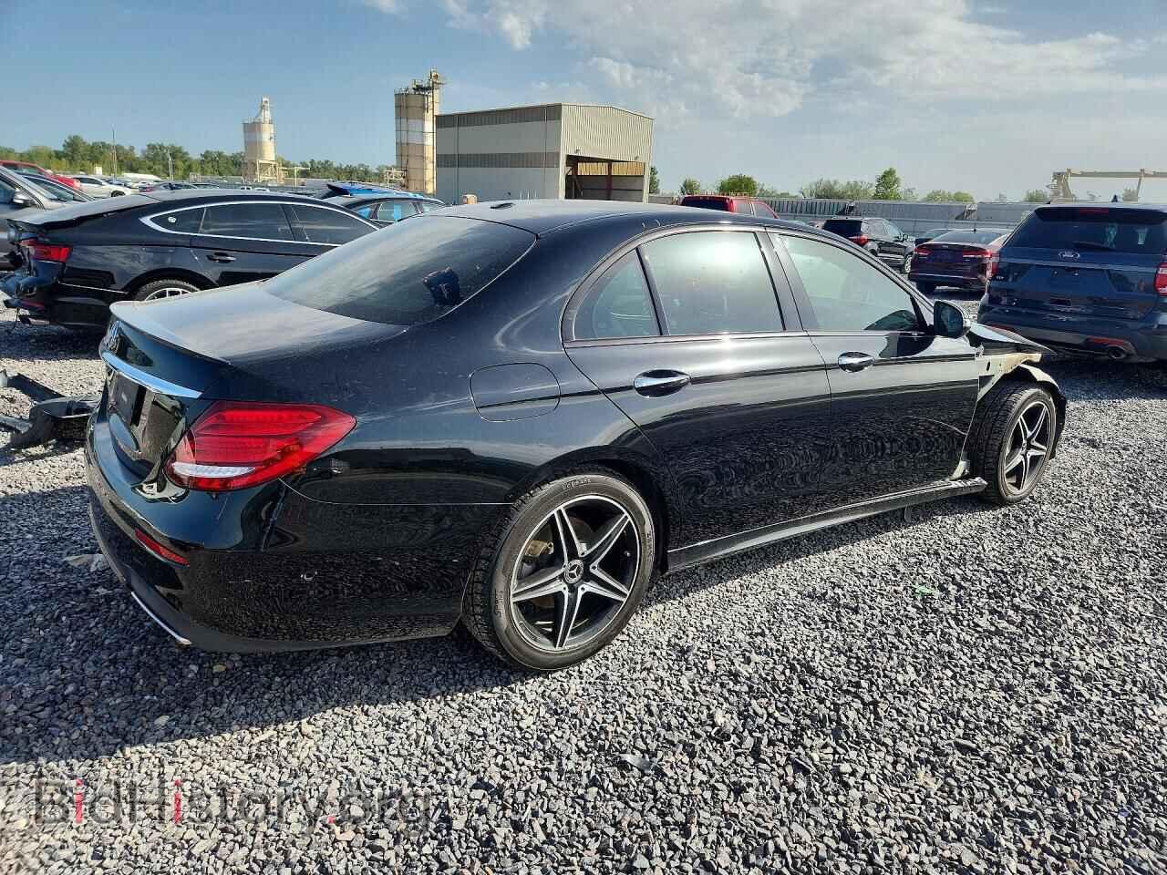 2018 MERCEDES-BENZ E-CLASS - VIN: WDDZF4JB2JA407414 - Photo 3