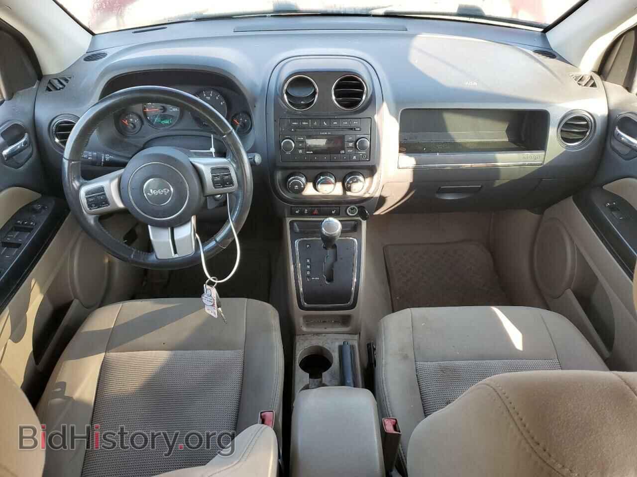 2011 JEEP COMPASS - VIN: 1J4NF1FB5BD158469 - Photo 8