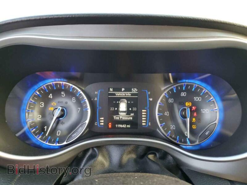 2020 Chrysler PACIFICA (VIN 2C4RC1BG9LR109887) — photo 9 of 13