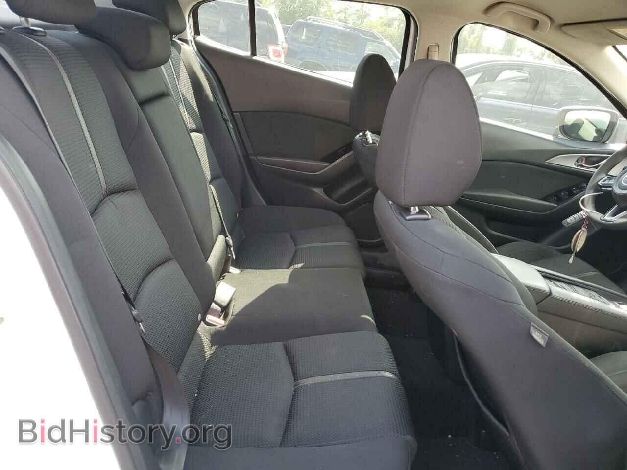 2018 MAZDA 3 - VIN: 3MZBN1U75JM223850 - Фото 10