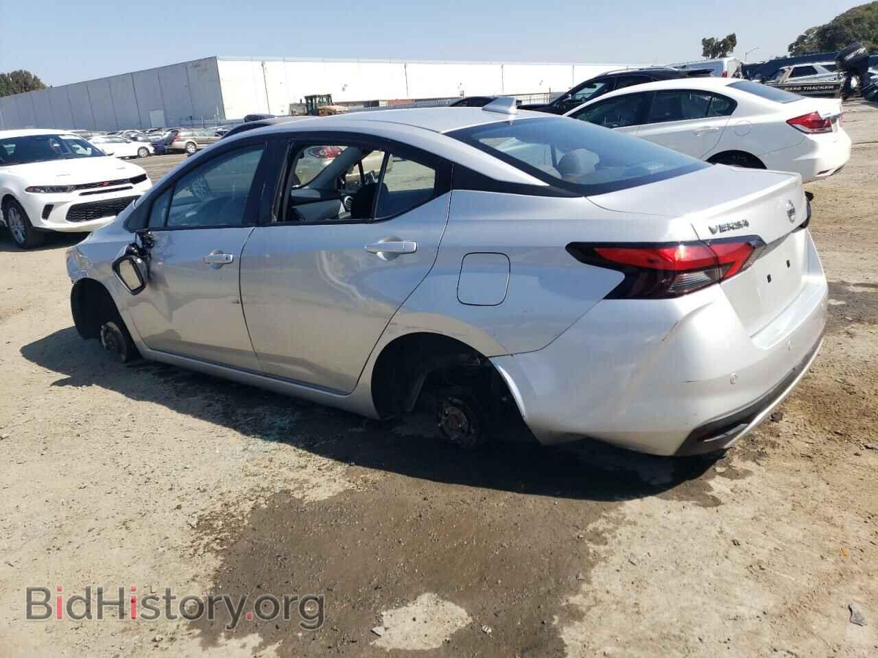2021 NISSAN VERSA - VIN: 3N1CN8EVXML830840 - Фото 2