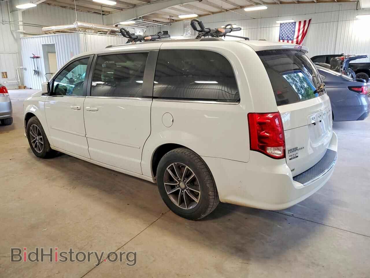 2017 DODGE CARAVAN - VIN: 2C4RDGCG0HR616974 - Photo 2