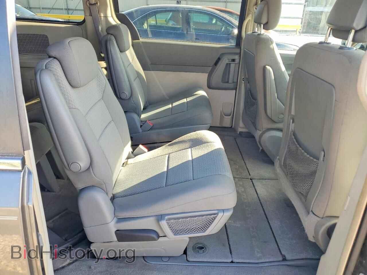 2010 CHRYSLER MINIVAN - VIN: 2A4RR2D13AR351756 - Фото 11