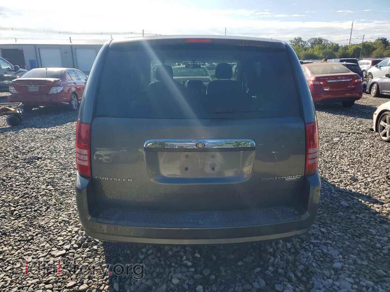2010 CHRYSLER MINIVAN - VIN: 2A4RR2D13AR351756 - Фото 6