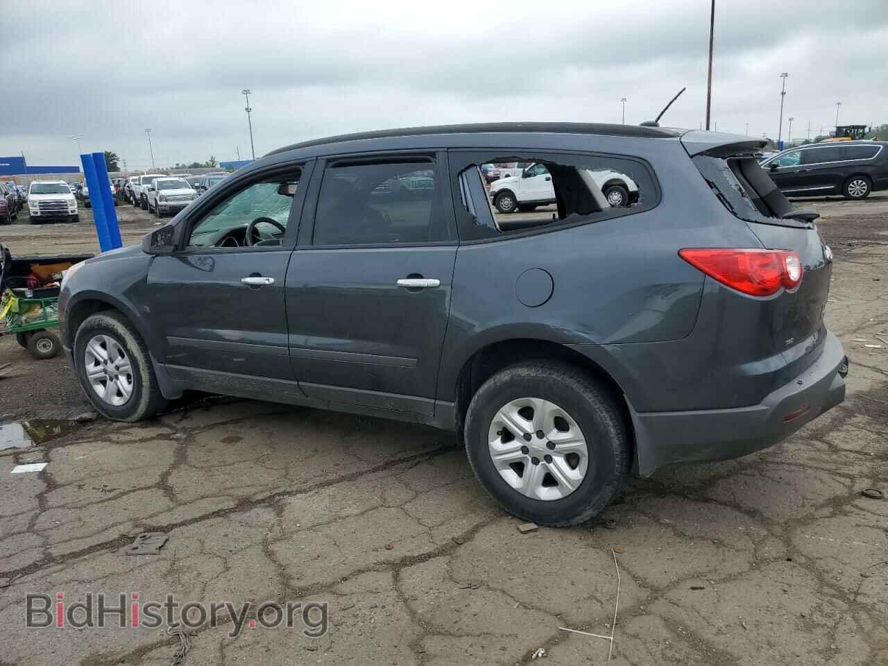 2012 CHEVROLET TRAVERSE - VIN: 1GNKVFED1CJ283281 - Фото 2