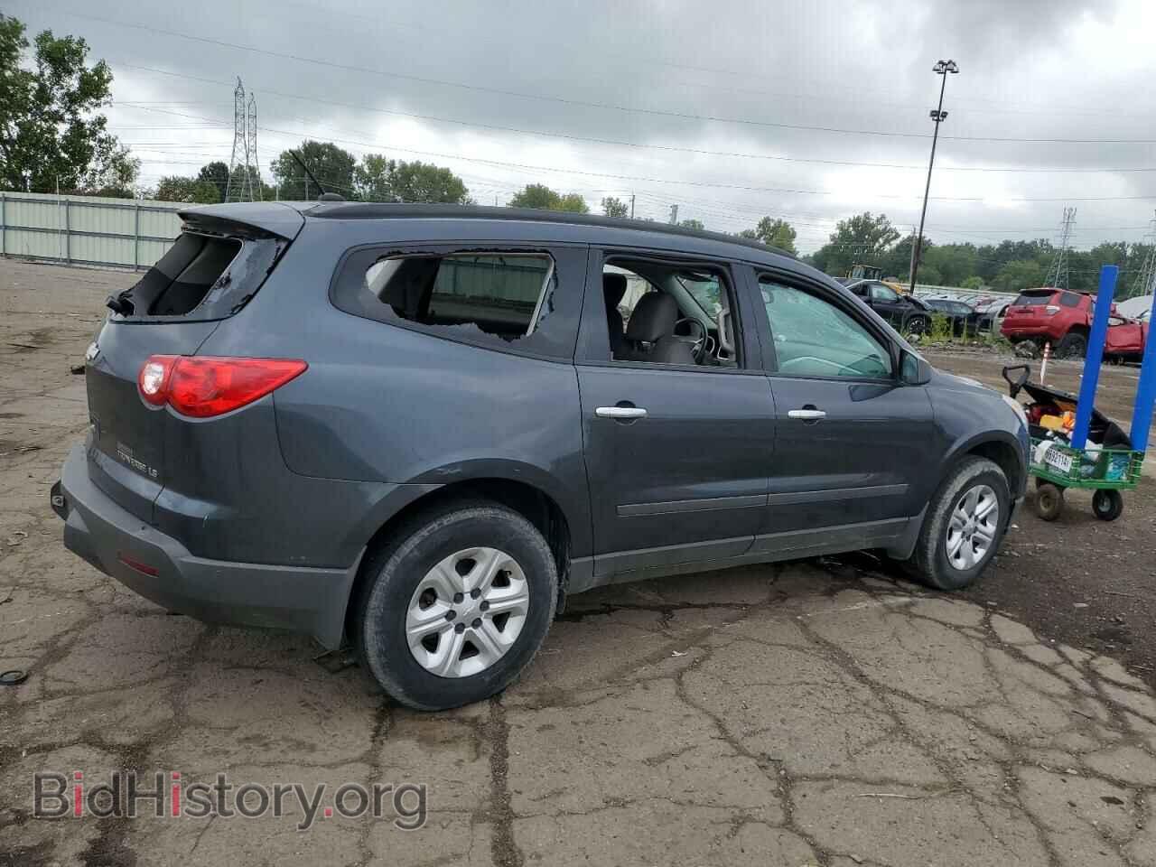 2012 CHEVROLET TRAVERSE - VIN: 1GNKVFED1CJ283281 - Фото 3