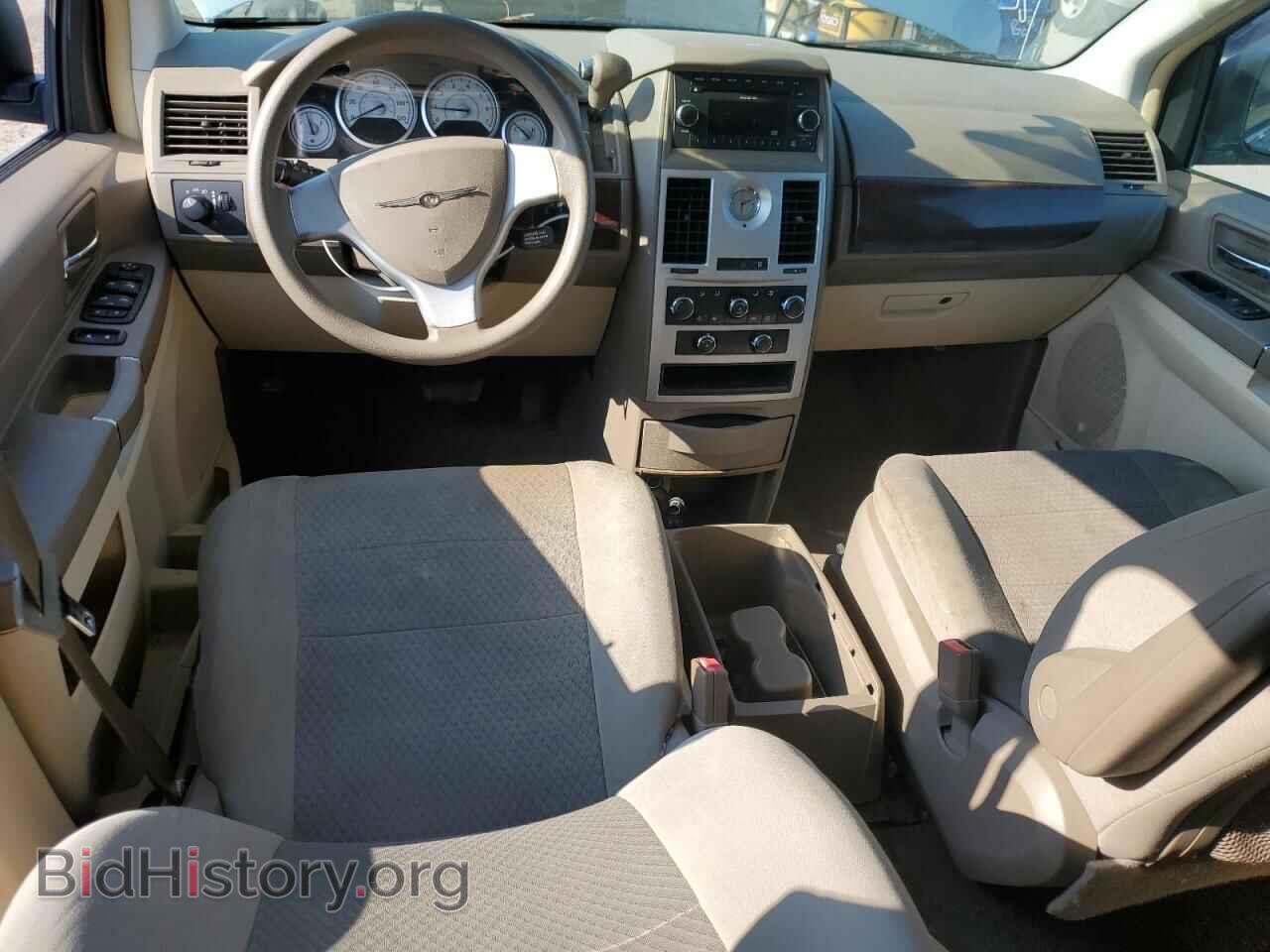 2010 CHRYSLER MINIVAN - VIN: 2A4RR4DE8AR155570 - Photo 8
