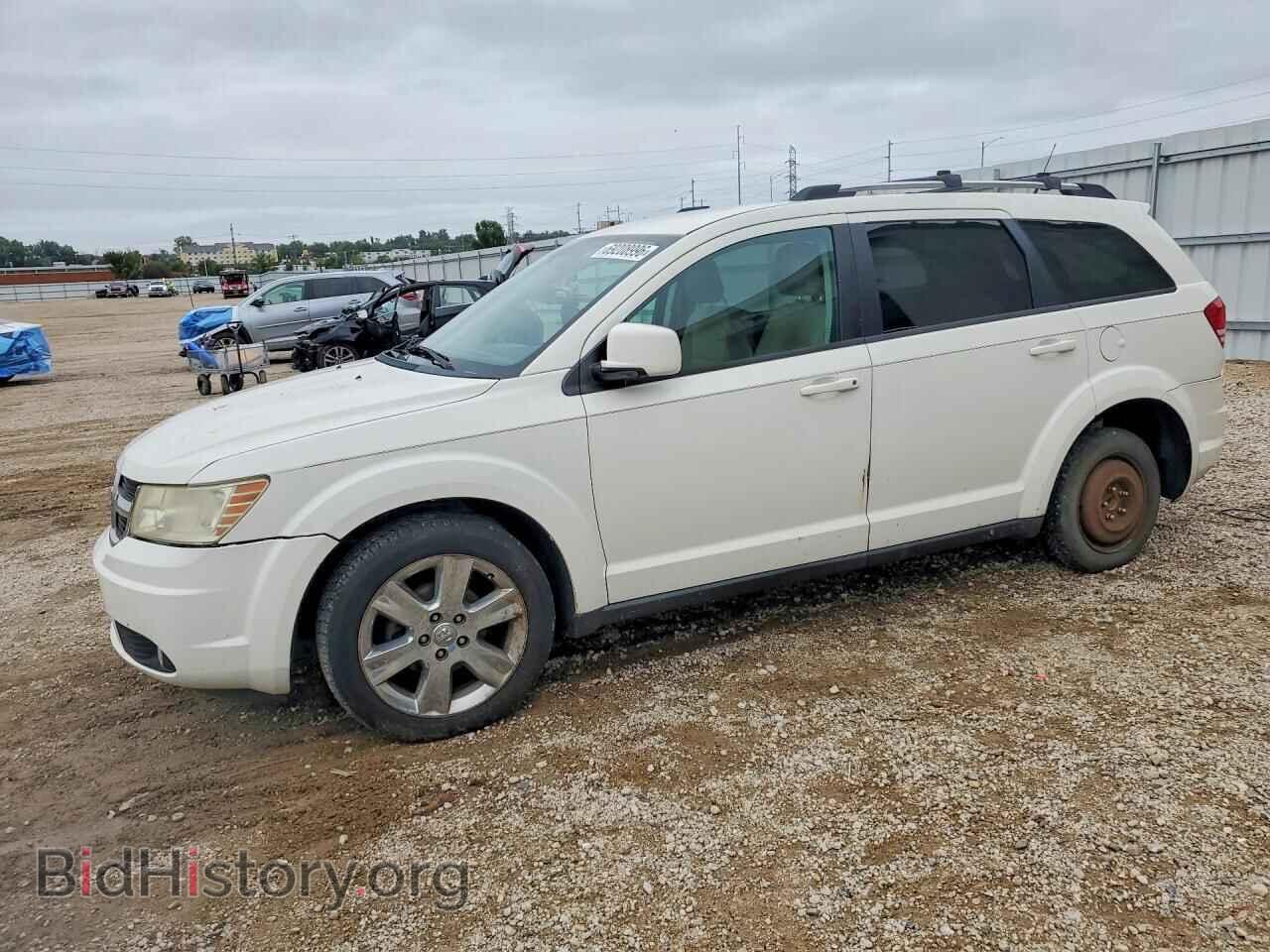 Photo 3D4PG5FV8AT189675 - DODGE JOURNEY 2010