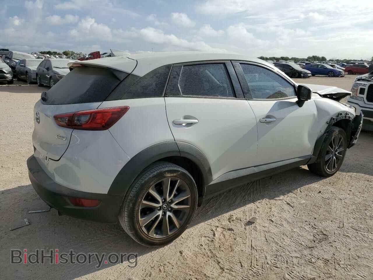 2017 MAZDA CX-3 - VIN: JM1DKDC70H0165988 - Фото 3