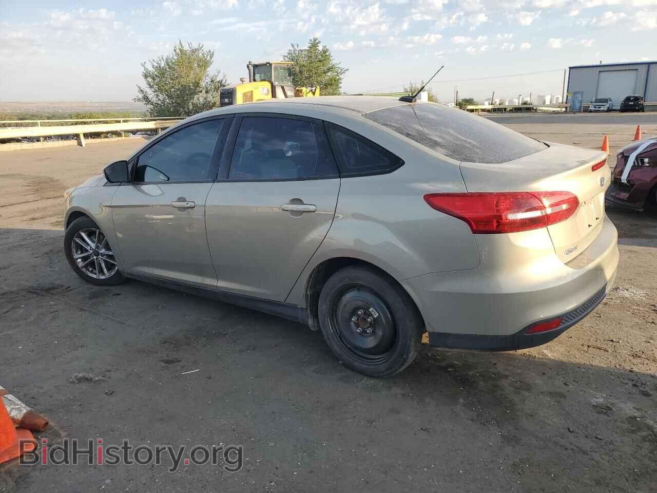 2016 FORD FOCUS - VIN: 1FADP3F25GL332229 - Фото 2
