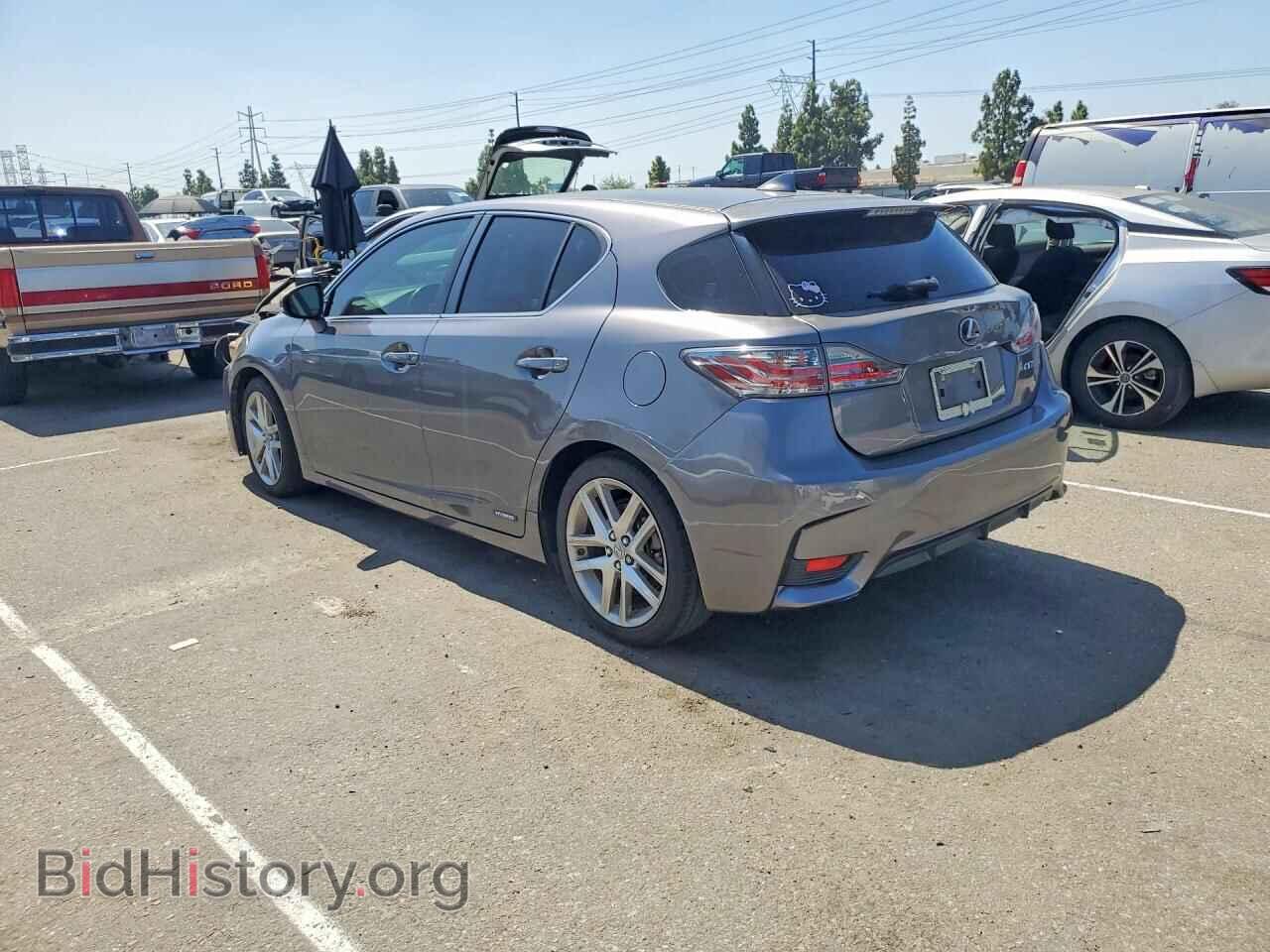2014 LEXUS CT 200 - VIN: JTHKD5BH2E2188849 - Photo 2