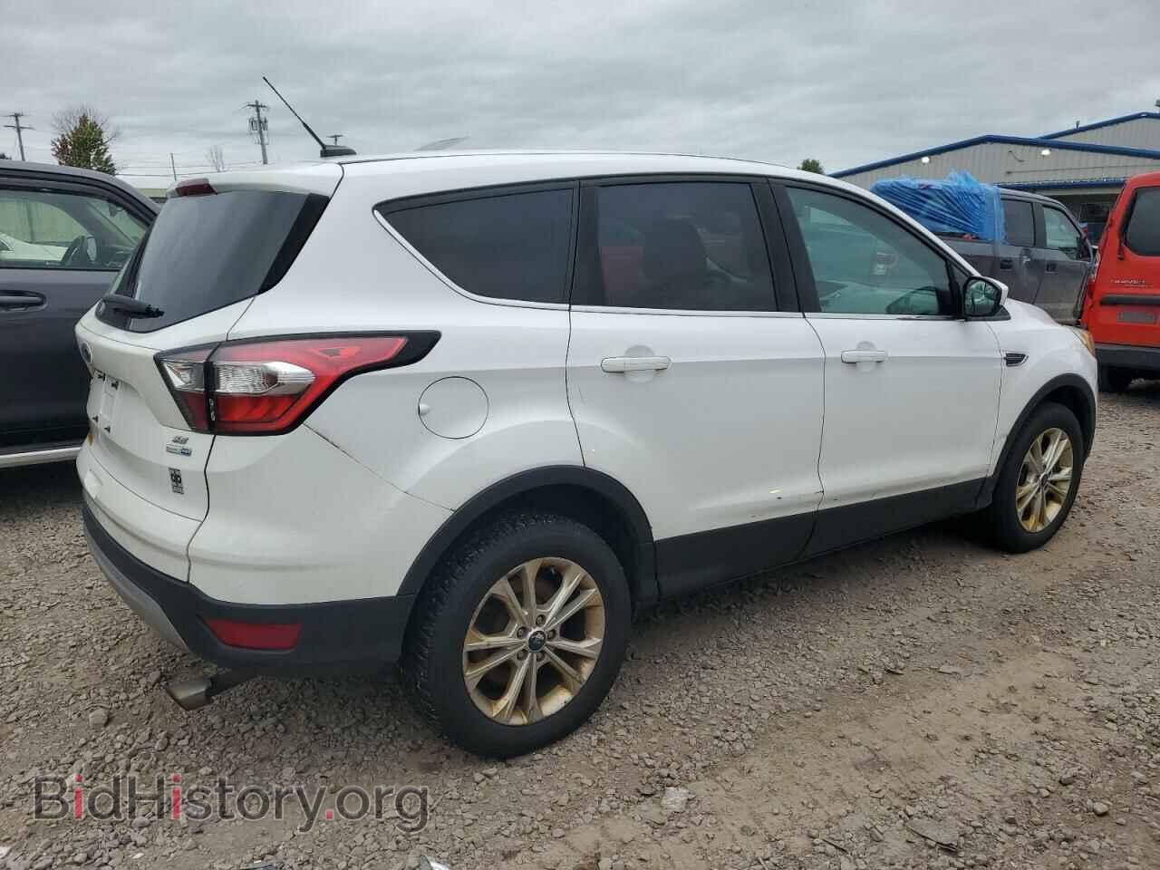 2017 FORD ESCAPE - VIN: 1FMCU9GD5HUC83722 - Фото 3