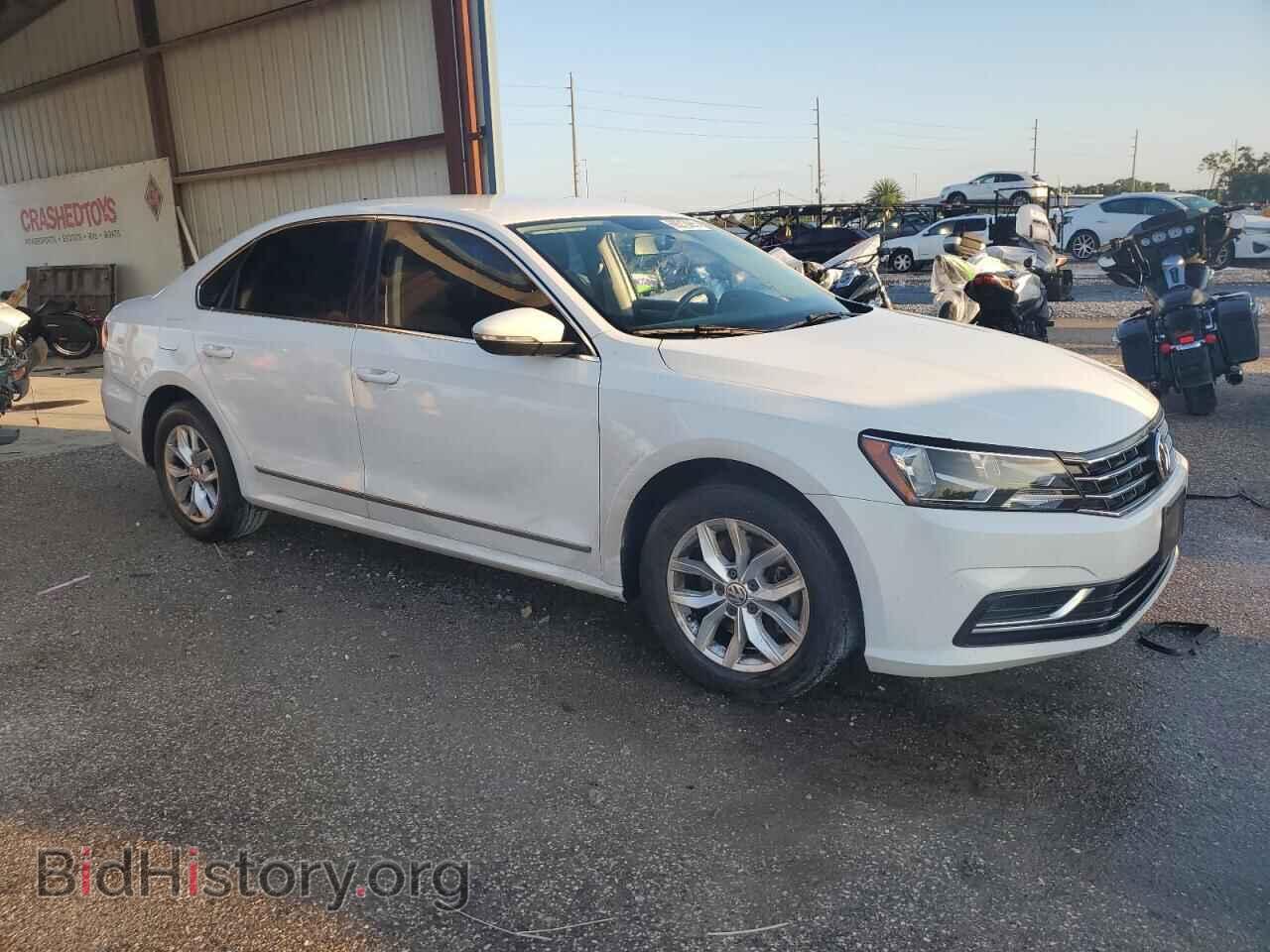 2016 VOLKSWAGEN PASSAT - VIN: 1VWAT7A38GC025005 - Фото 4